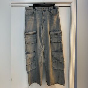 Zara Women’s Relaxed Fit Cargo Jeans with Split Hem- Light Blue